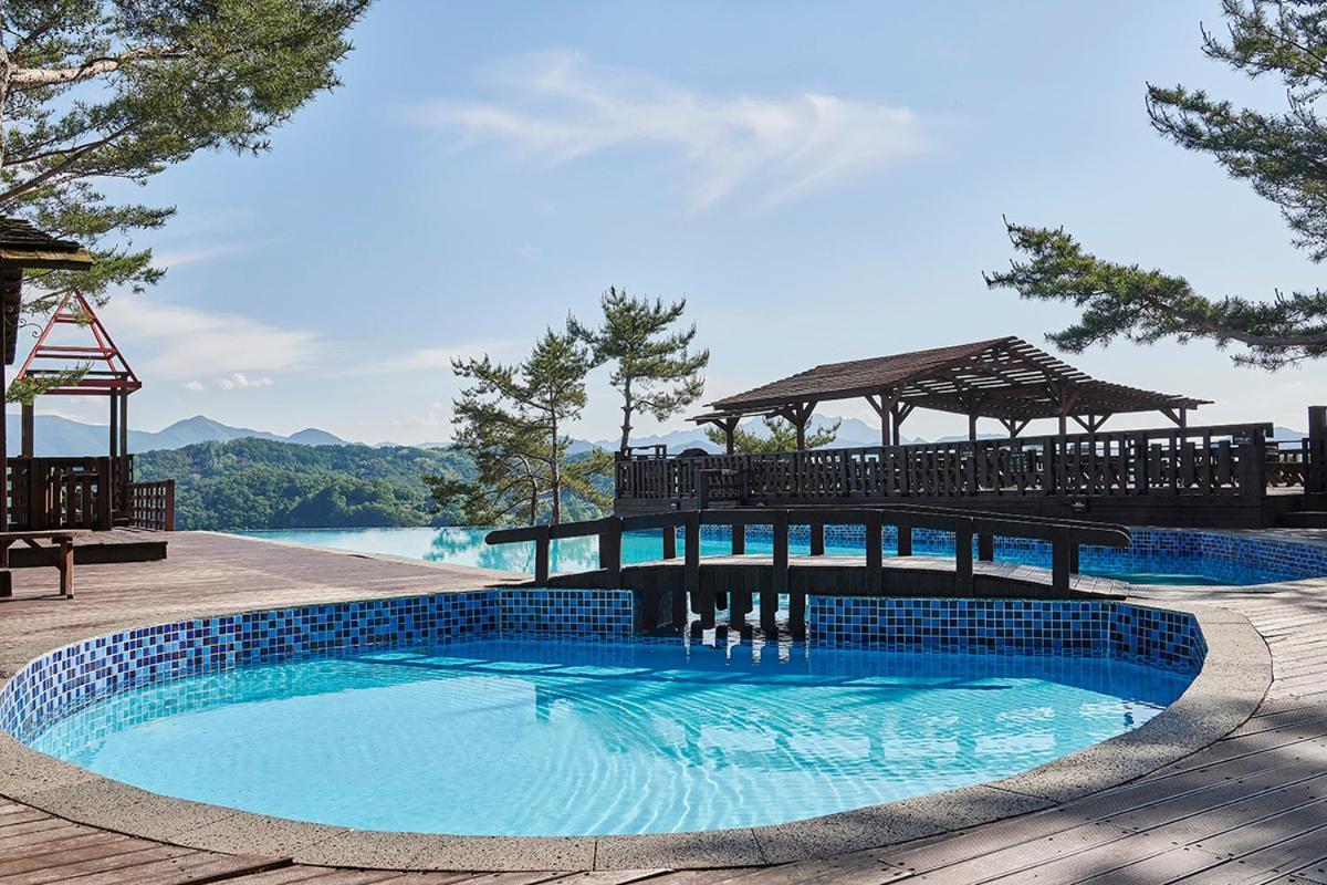 Club Es Jecheon Resort Chechon Luaran gambar